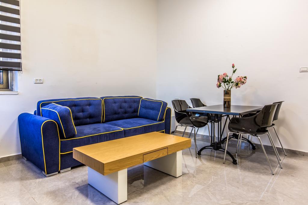 Sunset Beach Apartments Tel Aviv Exterior photo